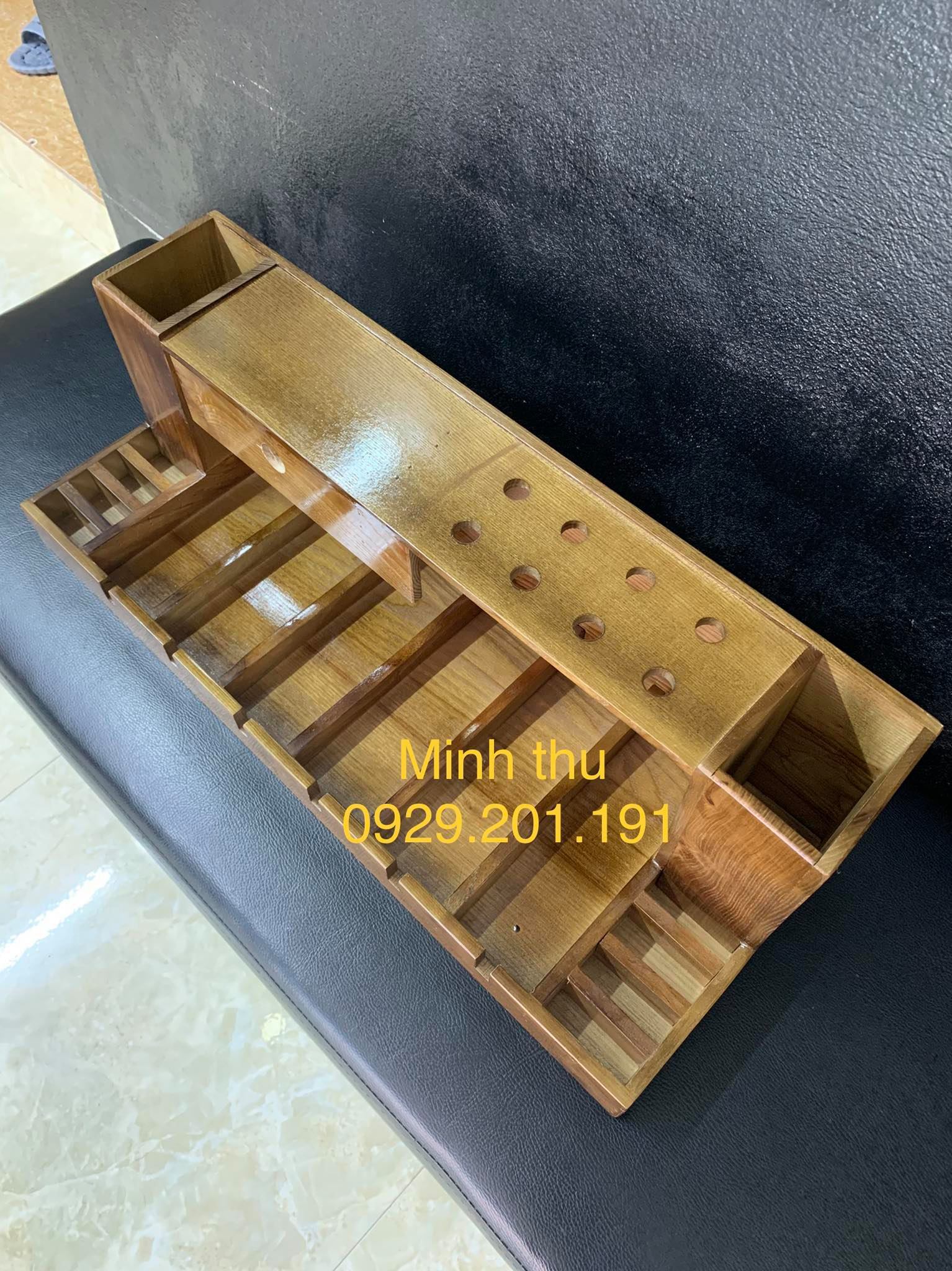 khay gỗ đựng tông đơ kéo lược