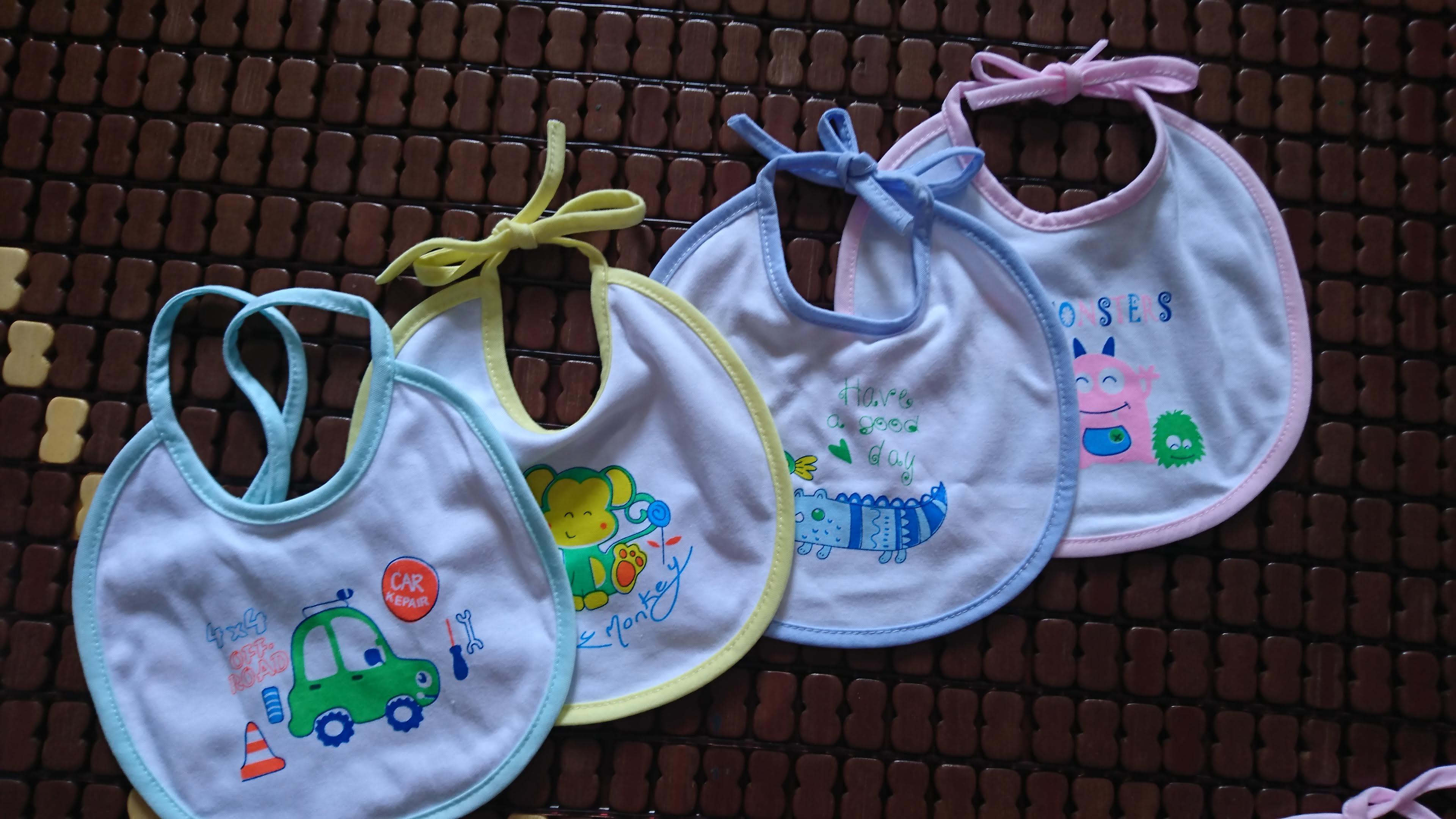 Bộ 3 Yếm cột dây em bé
