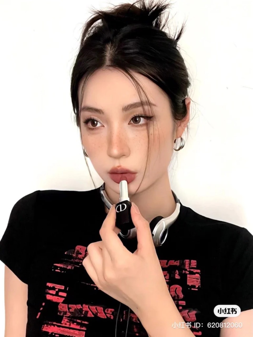 Son Dior Rouge Forever Màu 300 Forever Nude Style ( New 2022 )