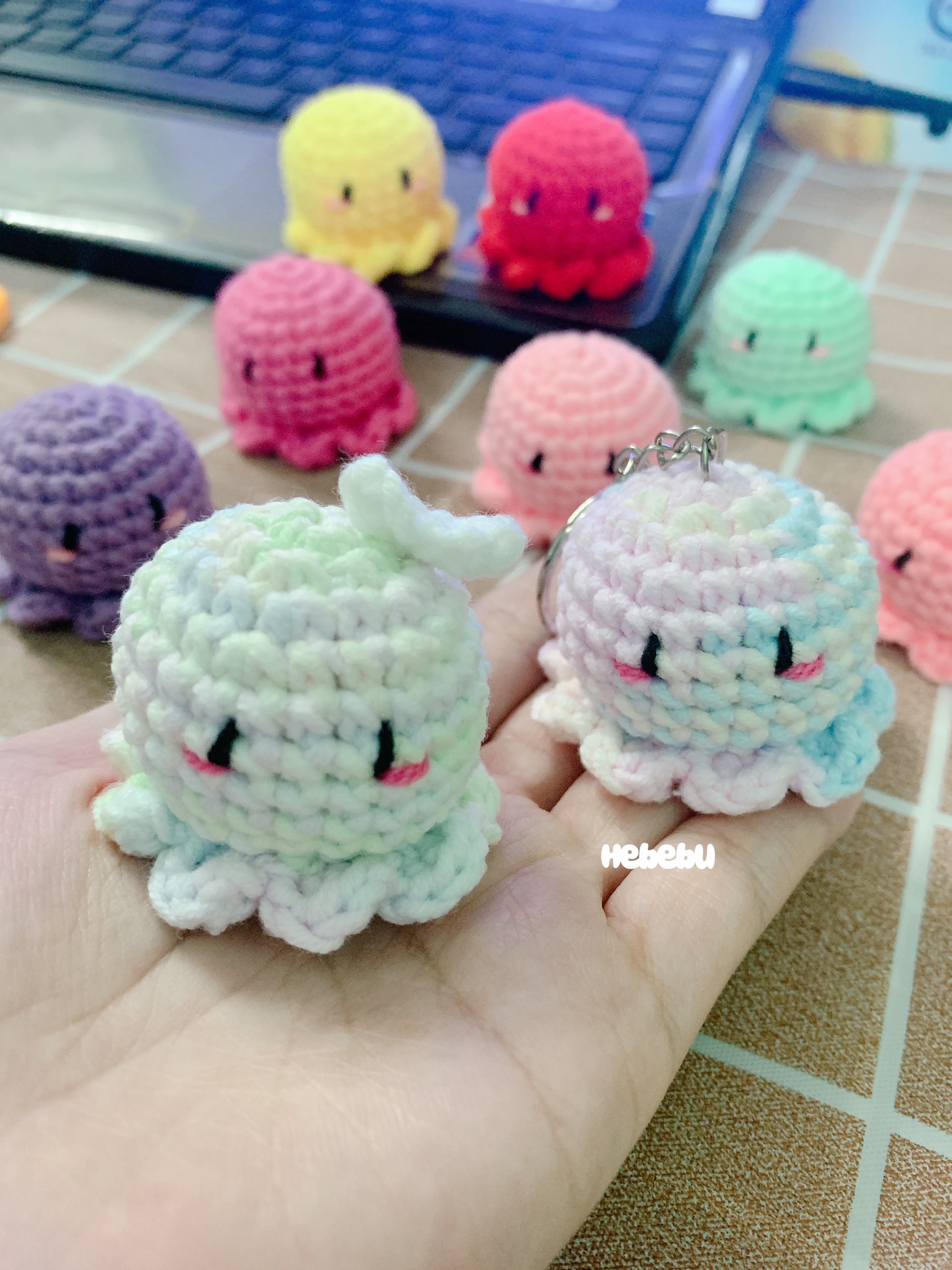 Móc khóa bạch tuộc bằng len handmade Cute Hebebu