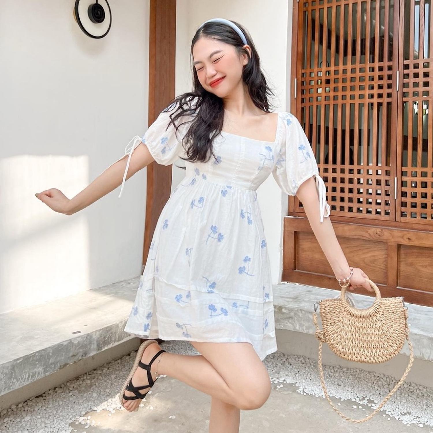 Đầm Berly - Đầm cổ vuông nơ lưng