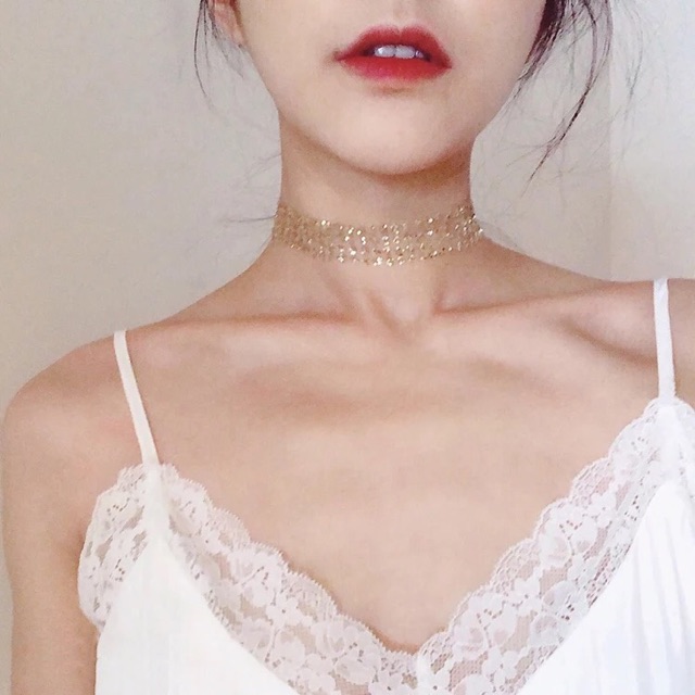 Vòng cổ choker nhũ lấp lánh