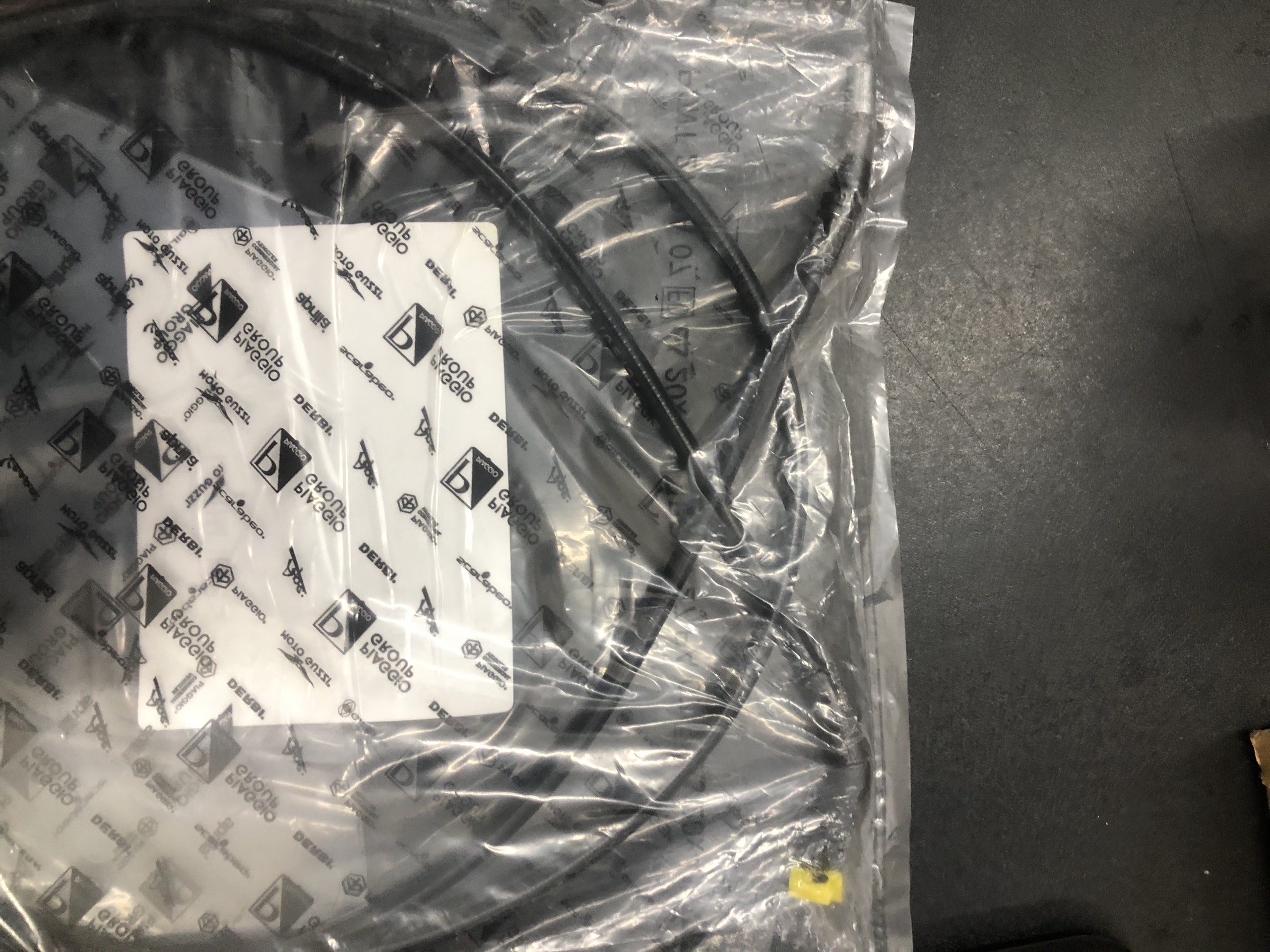 Dây cáp mở yên Liberty Piaggio