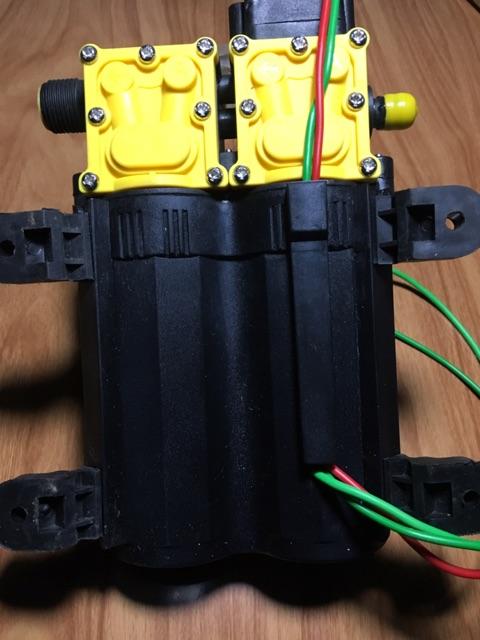 Máy bơm áp lực mini 12v đôi Sinleader