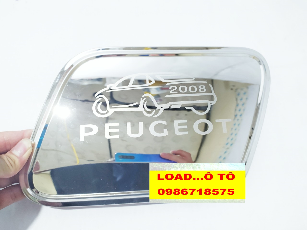 Ốp nắp xăng peugeot 2008 inox cao cấp hàng inox