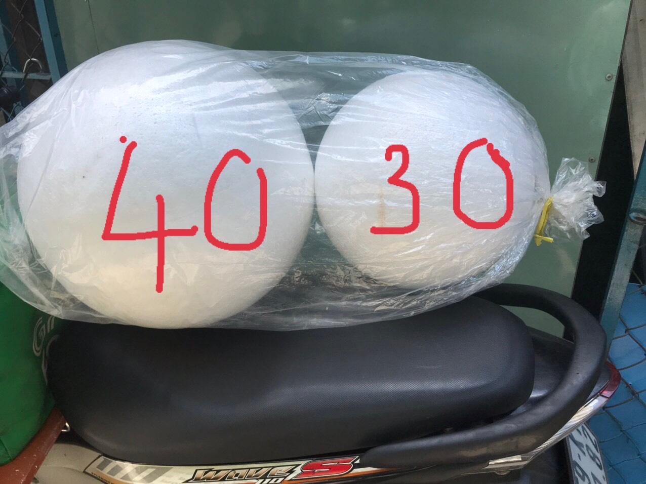 Quả Cầu Xốp Đường Kính 20cm