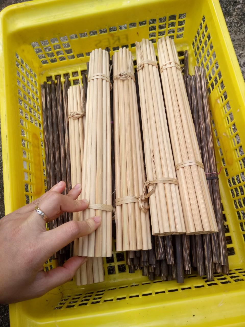 Đũa tre-vót thủ công-10 đôi- ẢNH THẬT