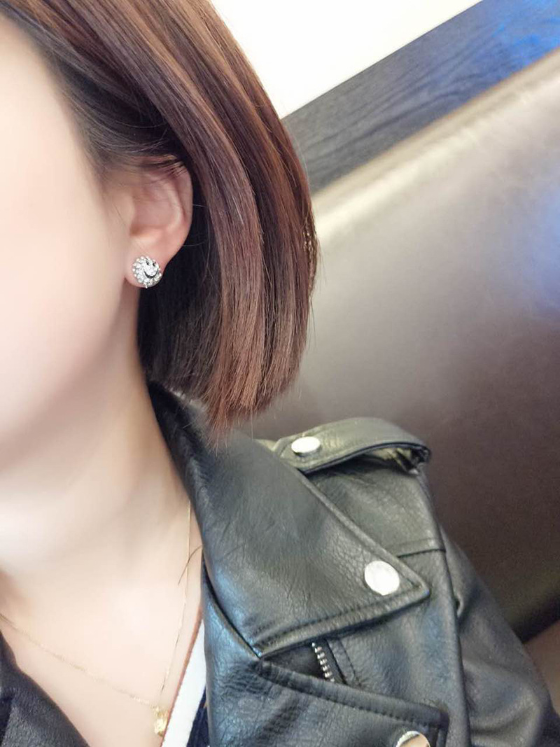 [HCM]Bông tai đá hình mặt cười - B637