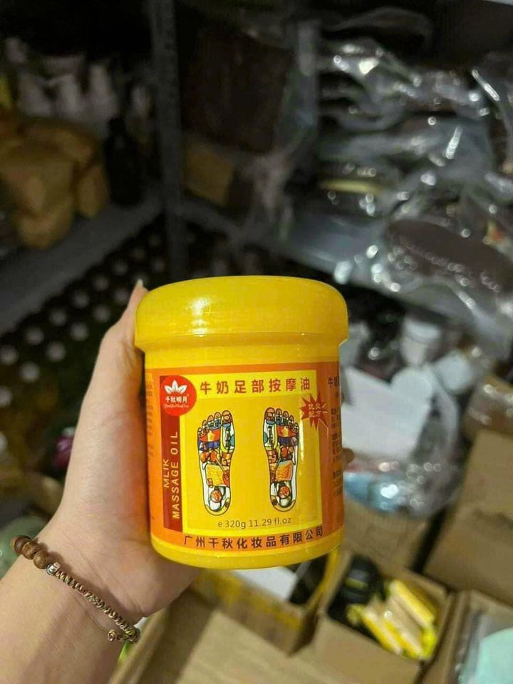 Kem massage chân gừng hũ 320g