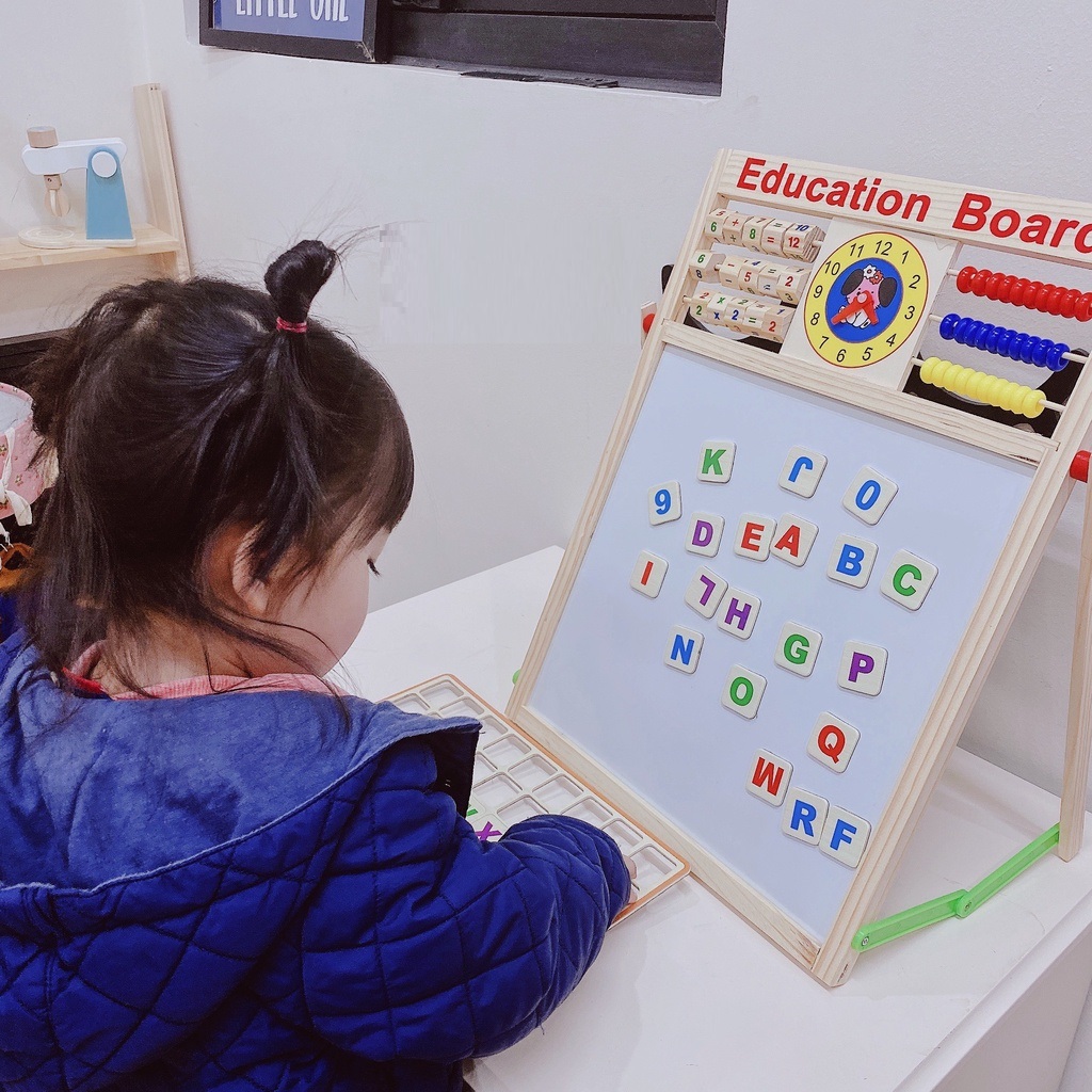 BẢNG HỌC NAM CHÂM CHO BÉ , bảng nghép nam châm cho bé , Bảng gỗ 2 mặt thông minh kèm bộ chữ và số nam châm SGT cho bé