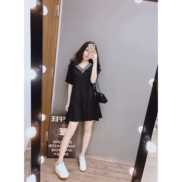 Đầm Váy Dự Tiệc Cổ Viền Đen Trắng Chữ V Chất UMI Dày Dặn  Cá Tính BaBy Dáng Xinh 2022