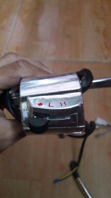 Bộ Cùm công tắc 67,68, CD
