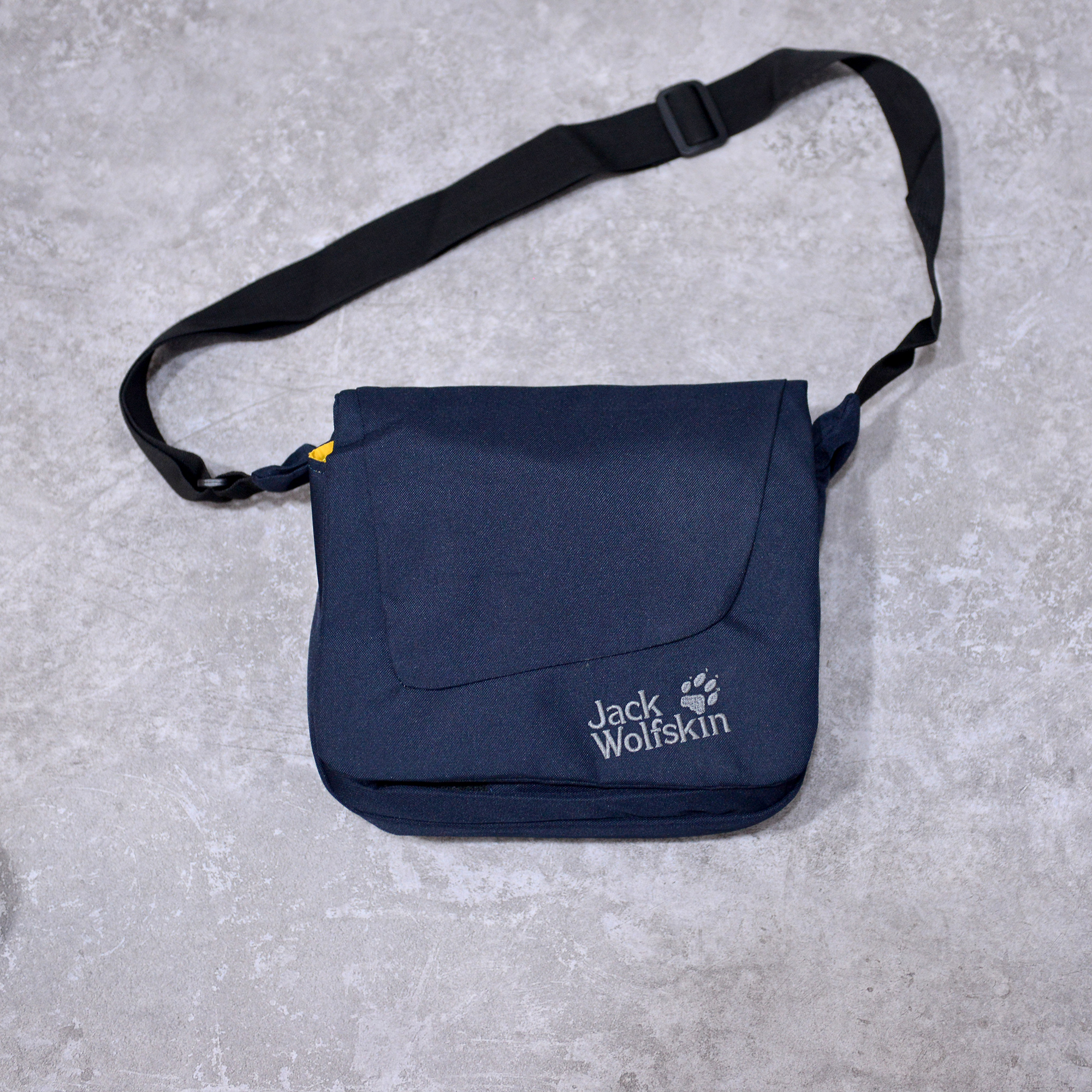 [HCM]Túi đeo chéo thời trang Jackwolfskin Rosebery