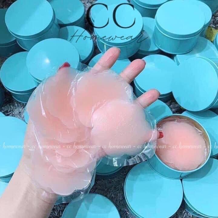 Miếng dán ngực silicon hoa mai