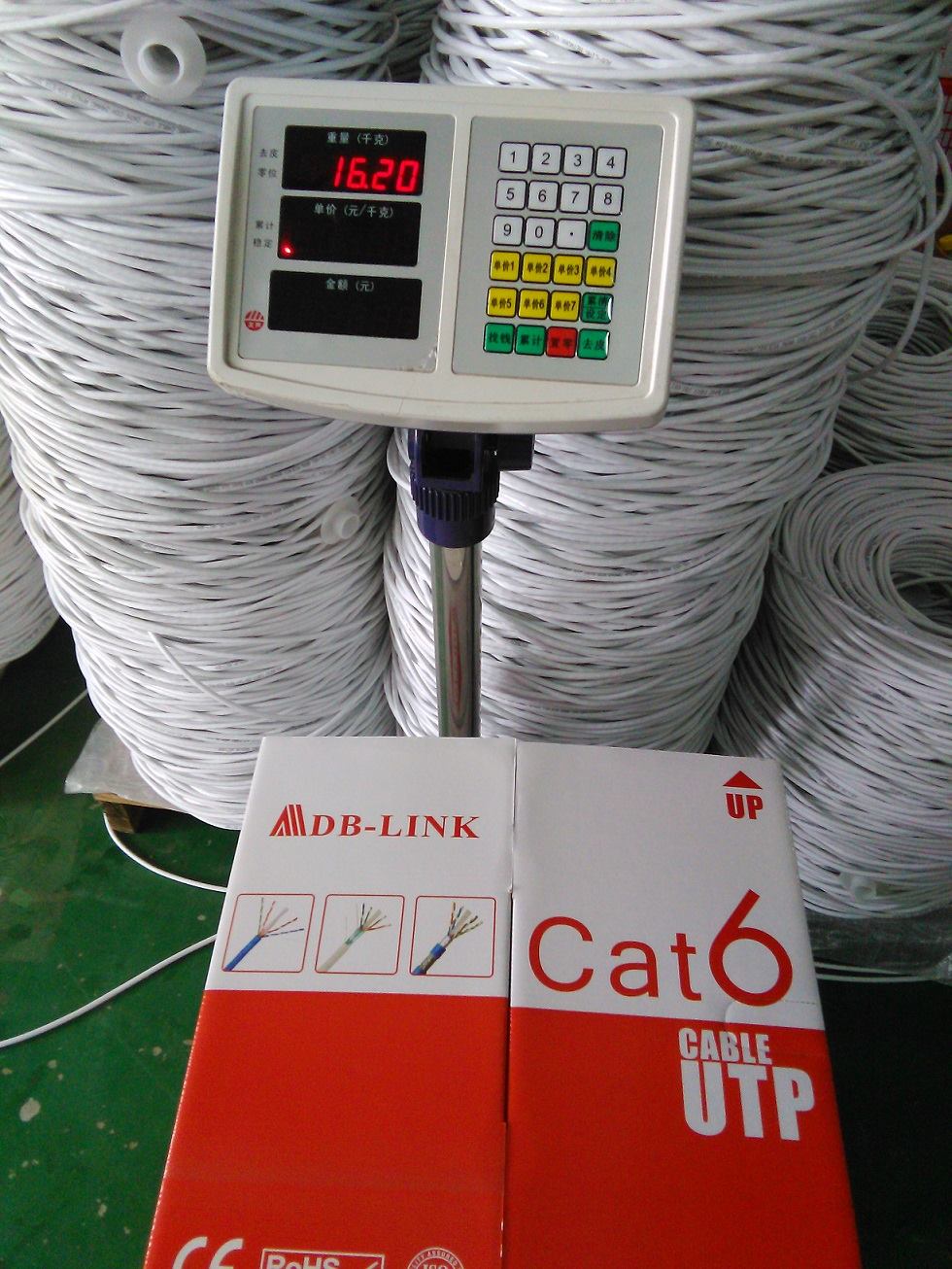 Cuộn Dây Cáp Mang ADB Link Cat6 UTP 305M Cuộn Màu Trắng