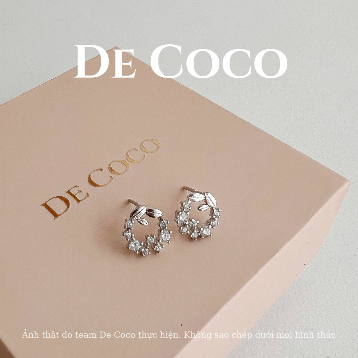 Khuyên tai Monica De Coco