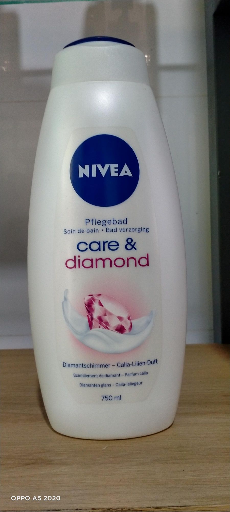sữa tắm dưỡng ẩm Nivea