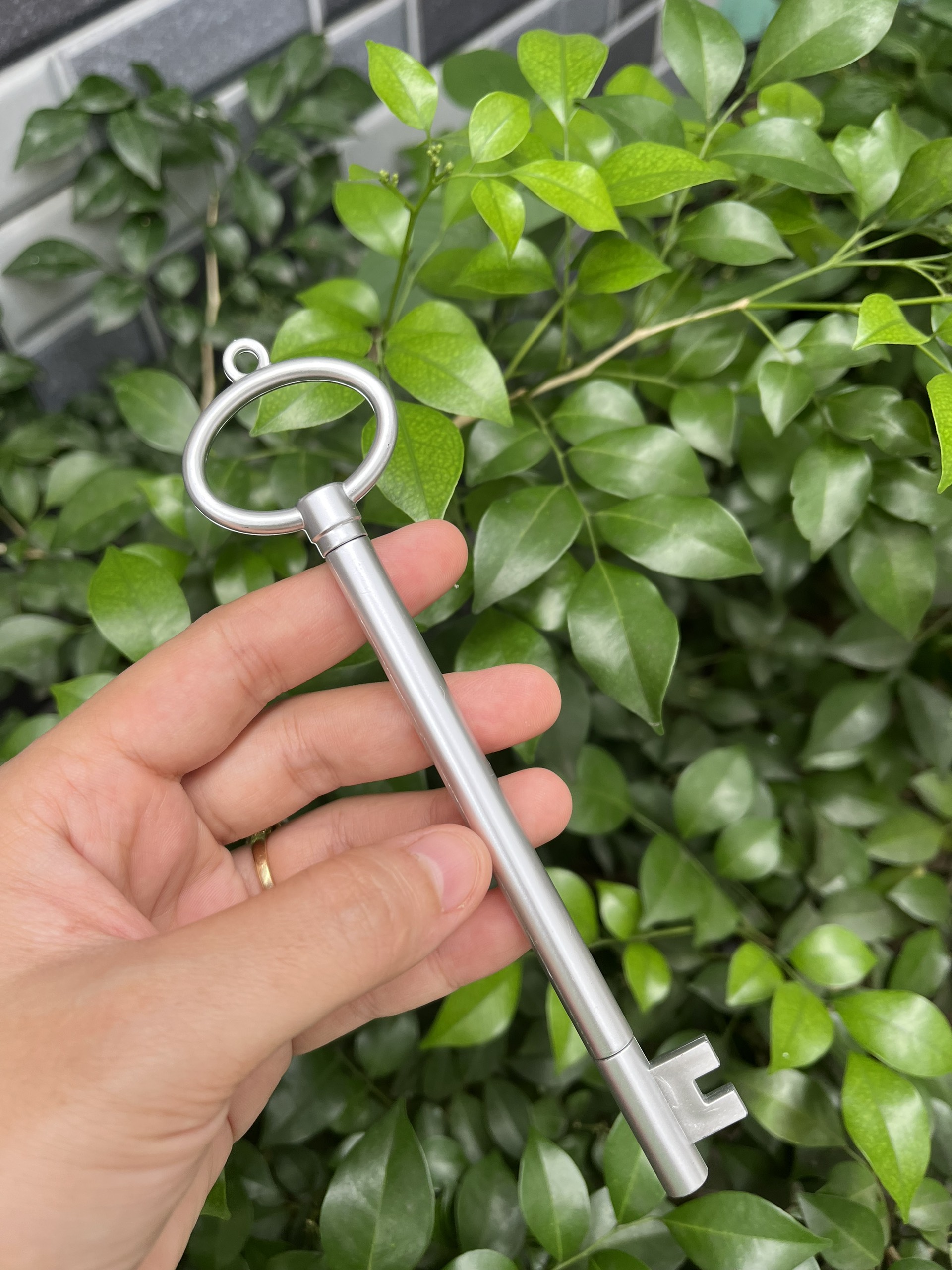 Bút Gel Nước Hình Chìa Khoá Phong Cách