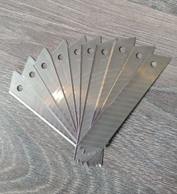 [HCM]10 Lưỡi dao rọc giấy A100 loại dày