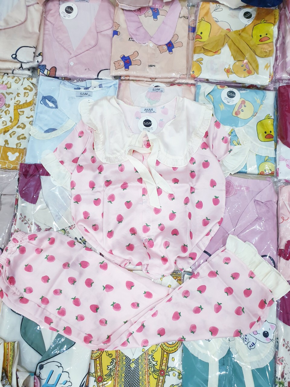 Đồ bộ mặc nhà Pijama lụa satin cao cấp form dài