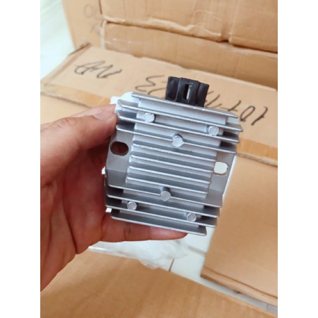 Sạc Shilan xe máy