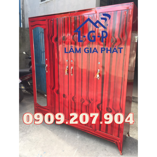 Tủ sắt đựng áo quần chất liệu sơn dầu 4 cánh