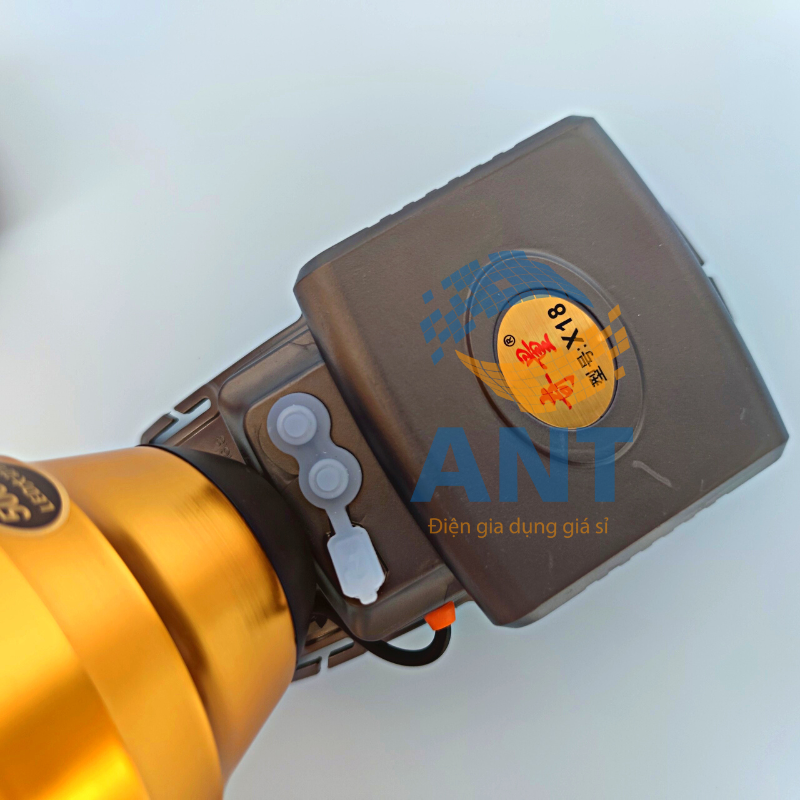Đèn pin đội đầu siêu sáng  chiếu xa 300m - X18 / V90