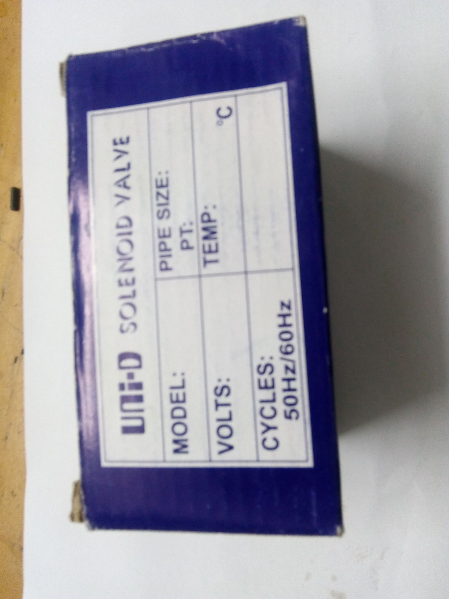 Van điện từ uni UW-20, 3/4 220 v loại tốt ...