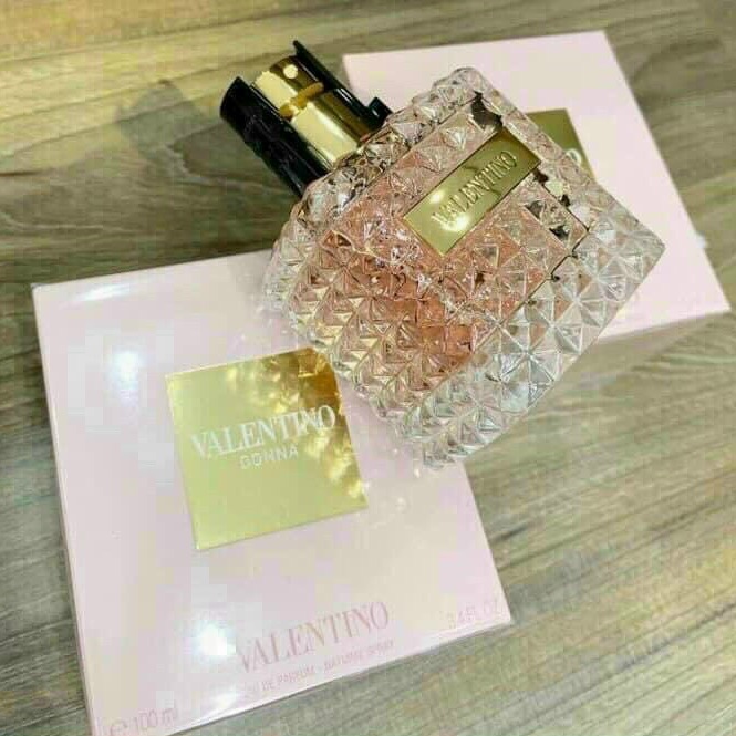 Nước hoa Valentino