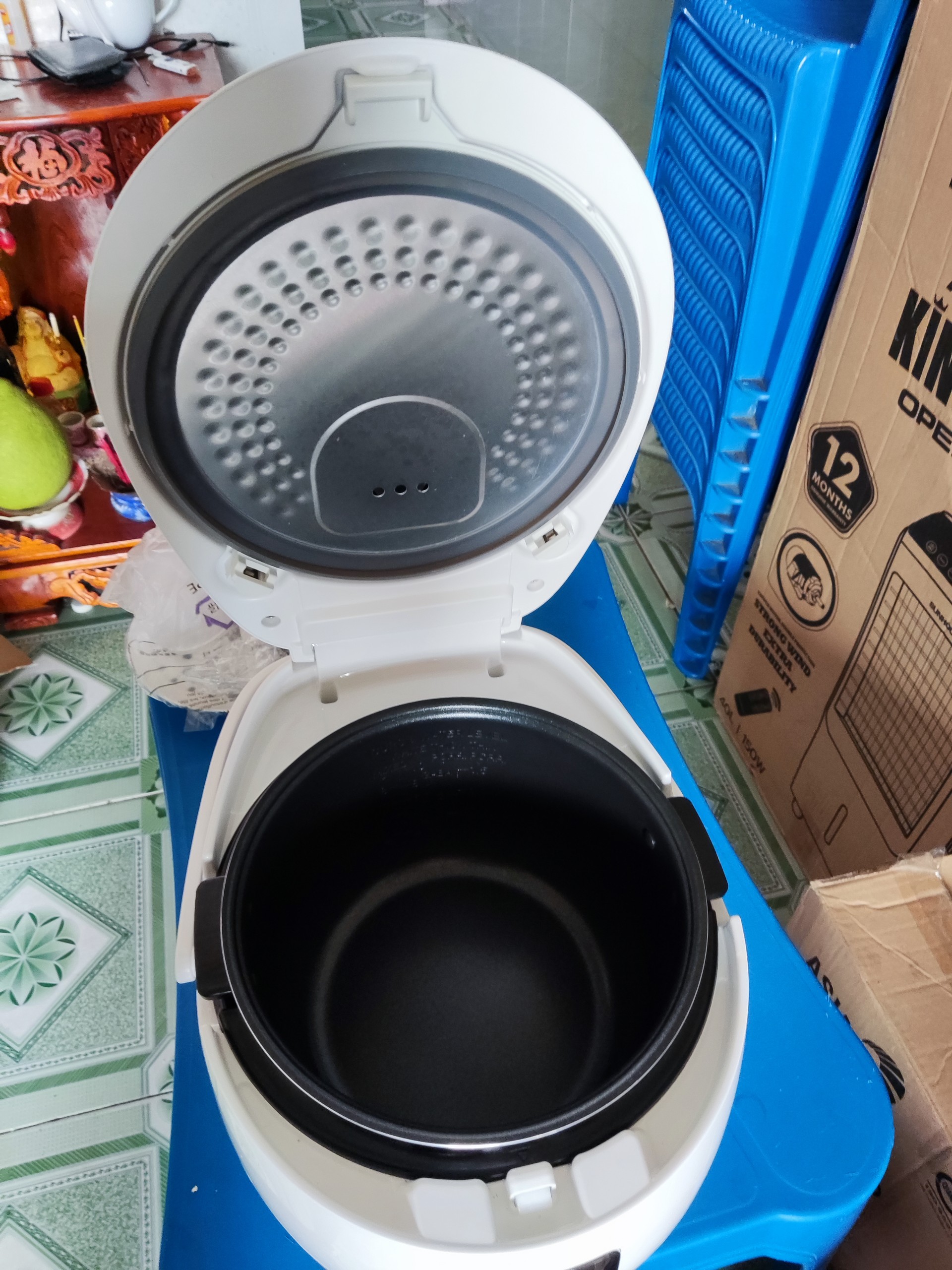 Nồi cơm điện tử Cuckoo 1.4 lít CR-1020F.