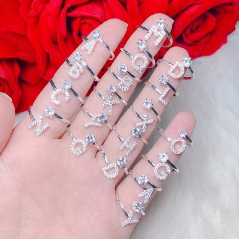 Nhẫn nữ chữ cái đính đá chuẩn bạc ta