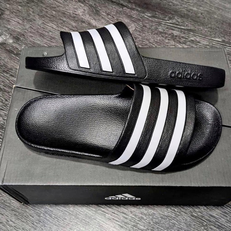 [100% Authentic] slipper cast Adidas horizontal straps black fulltag no box