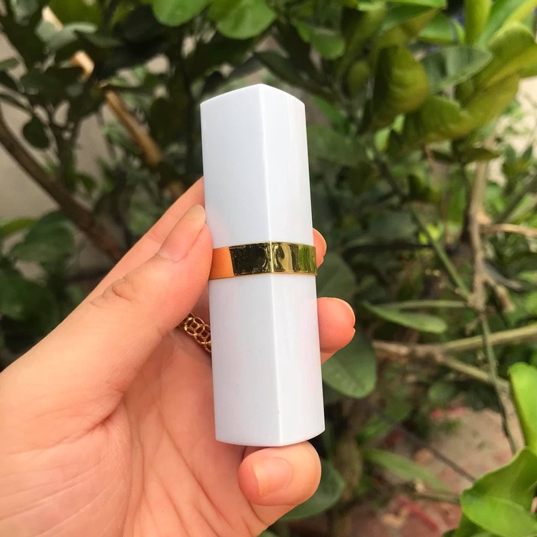 Vỏ son xanh 12.1