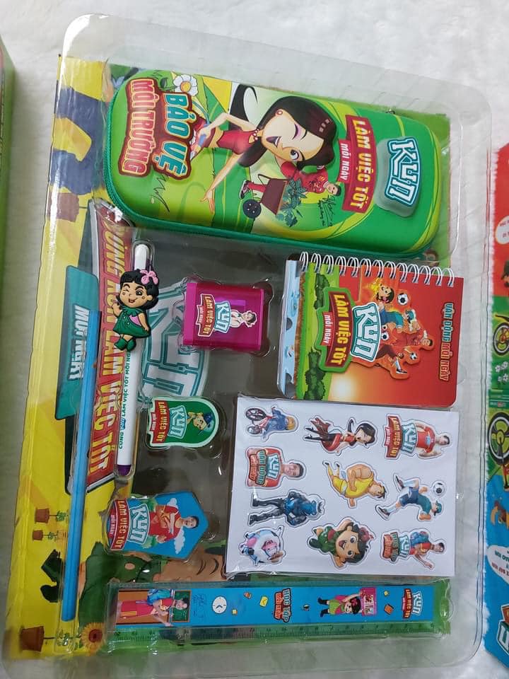 Bộ dụng Cụ Học Tập 9 Món Của Kun