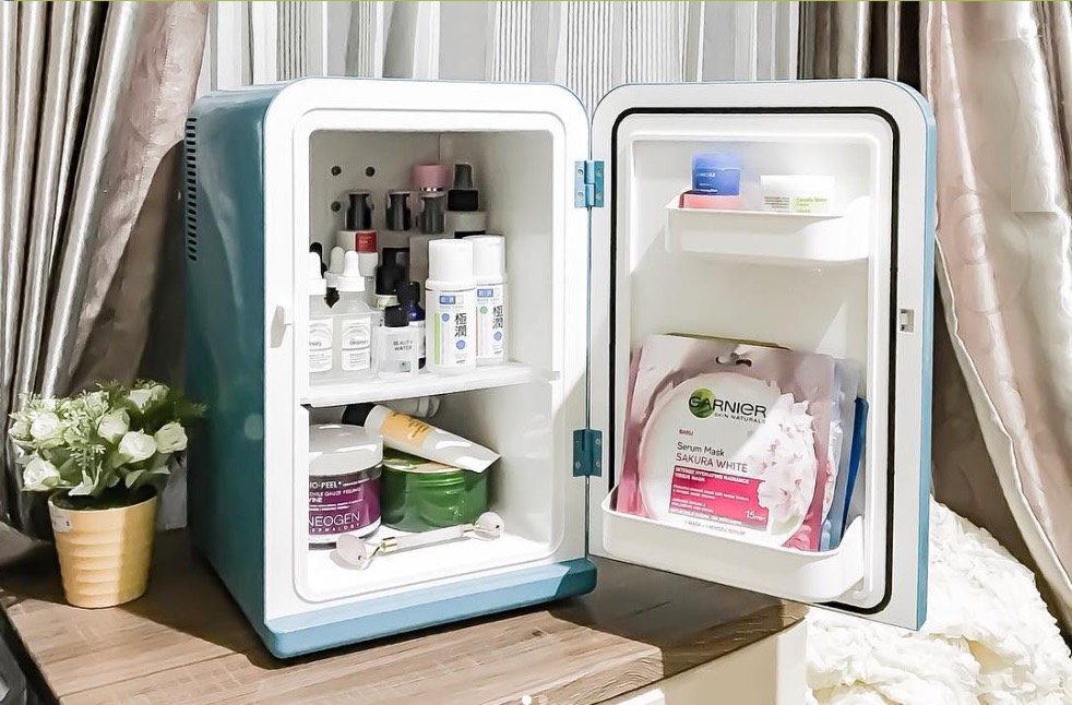 Tủ Lạnh Mini Đựng Mỹ Phẩm Và Đồ Dùng Nhỏ