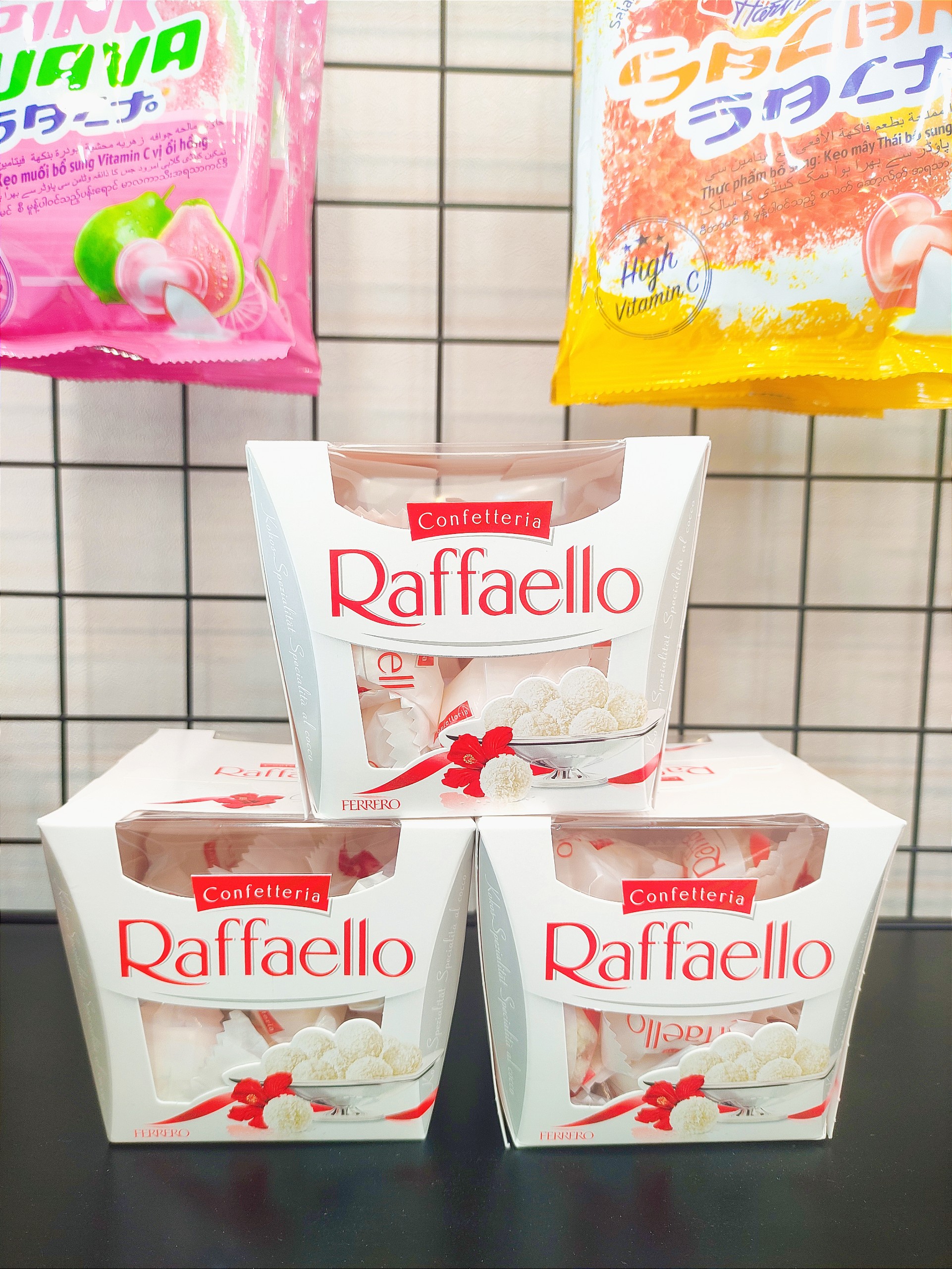 Kẹo Socola dừa Raffaello