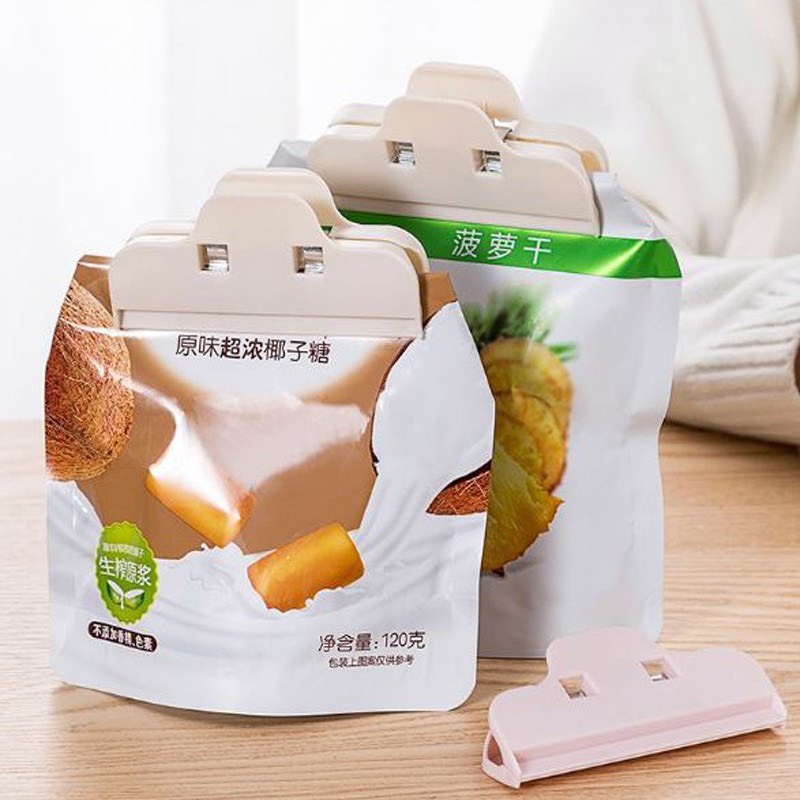 COMBO 2 cái Kẹp Miệng Túi Bảo Quản, Kẹp Gói Bánh Giúp Tránh Ẩm Móc Thực Phẩm, kẹp túi bánh, kẹp túi kẹo, kẹp miệng túi bánh, kẹp miệng túi bột - giao màu ngẫu nhiên