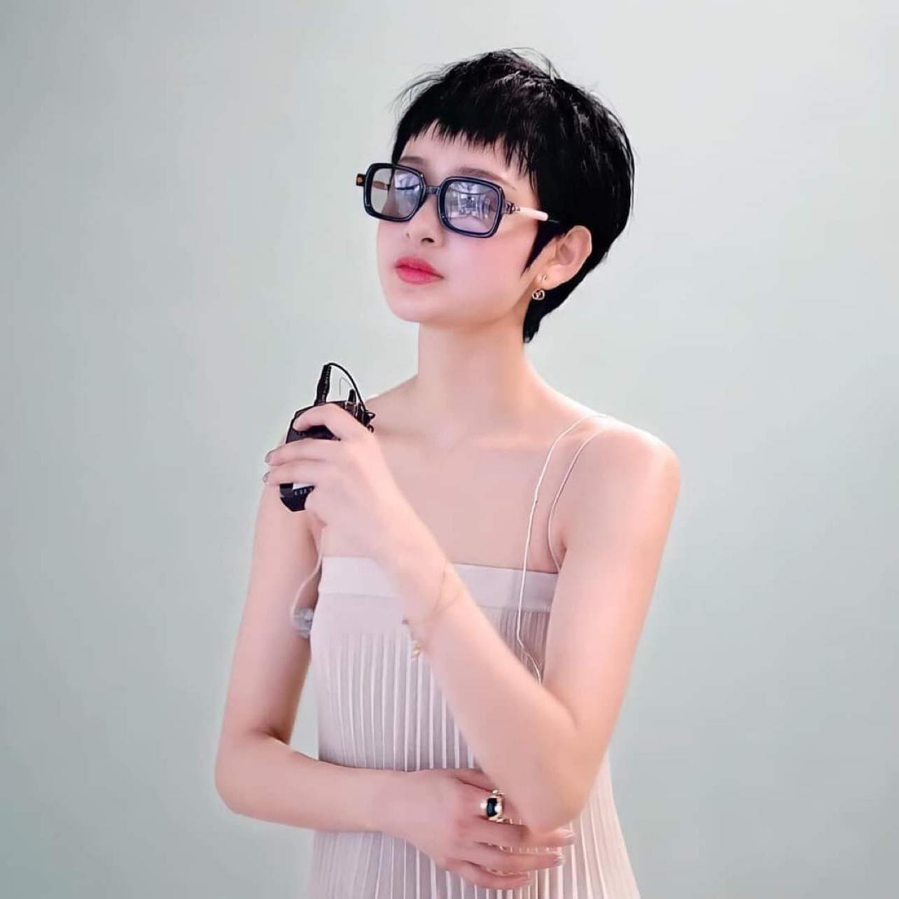 Kính râm Unisex hot 2023 - Kr003