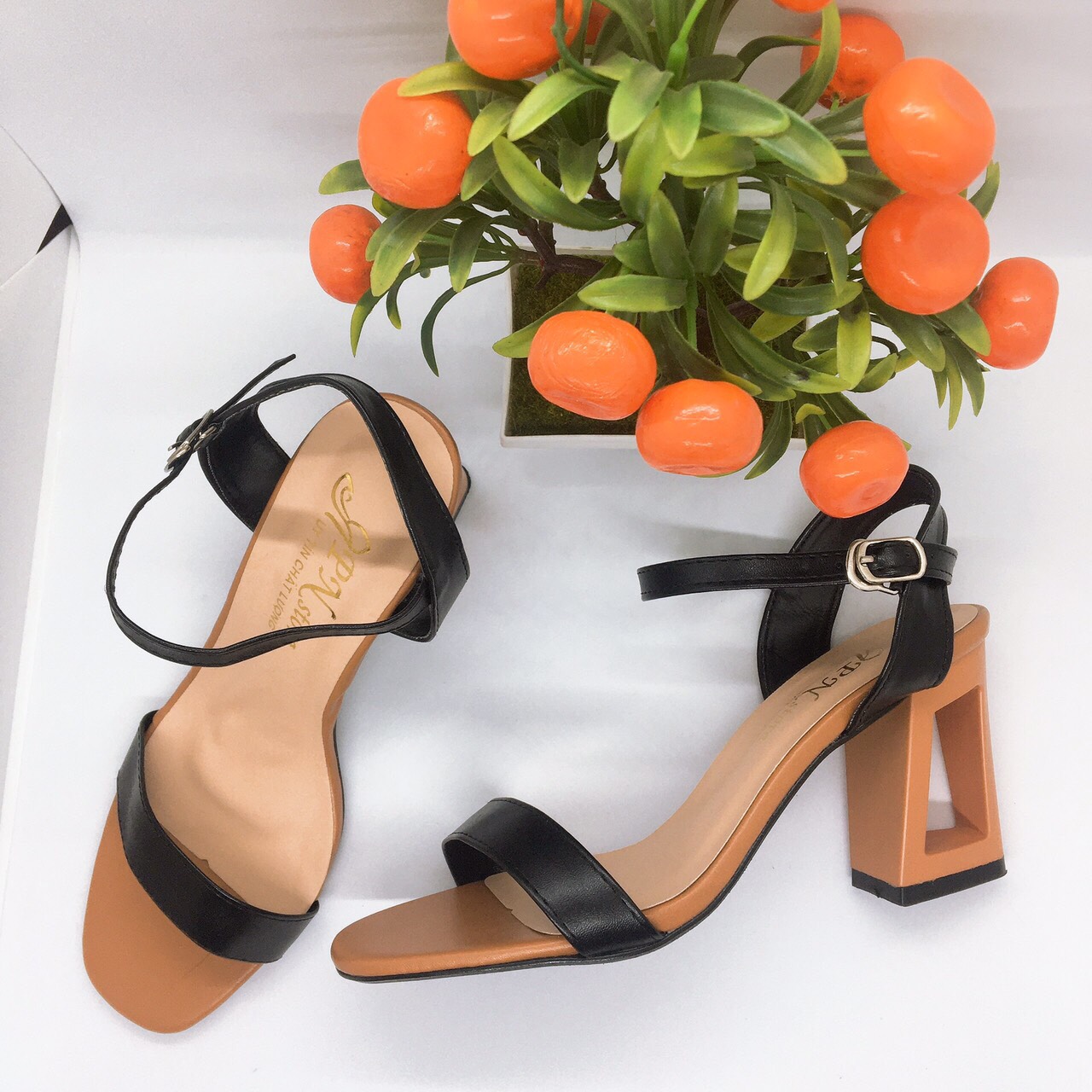 [HCM][ẢNH THẬT] Giày cao gót sandal 7 phân quai bản