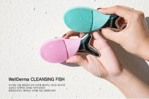 Máy Rửa Mặt Con Cá WellDerma Cleansing Fish Hàn Quốc