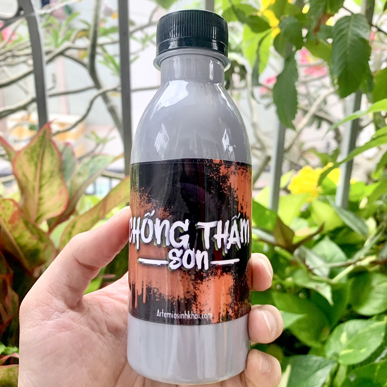 Sơn chống thấm thùng xốp