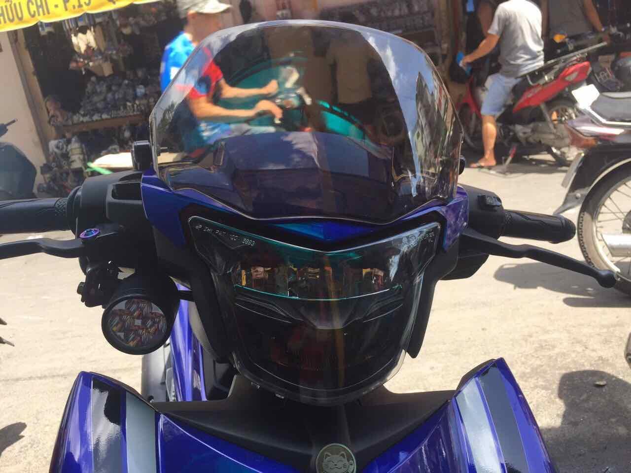 Chắn gió kiểu Sh cho ex150,vario