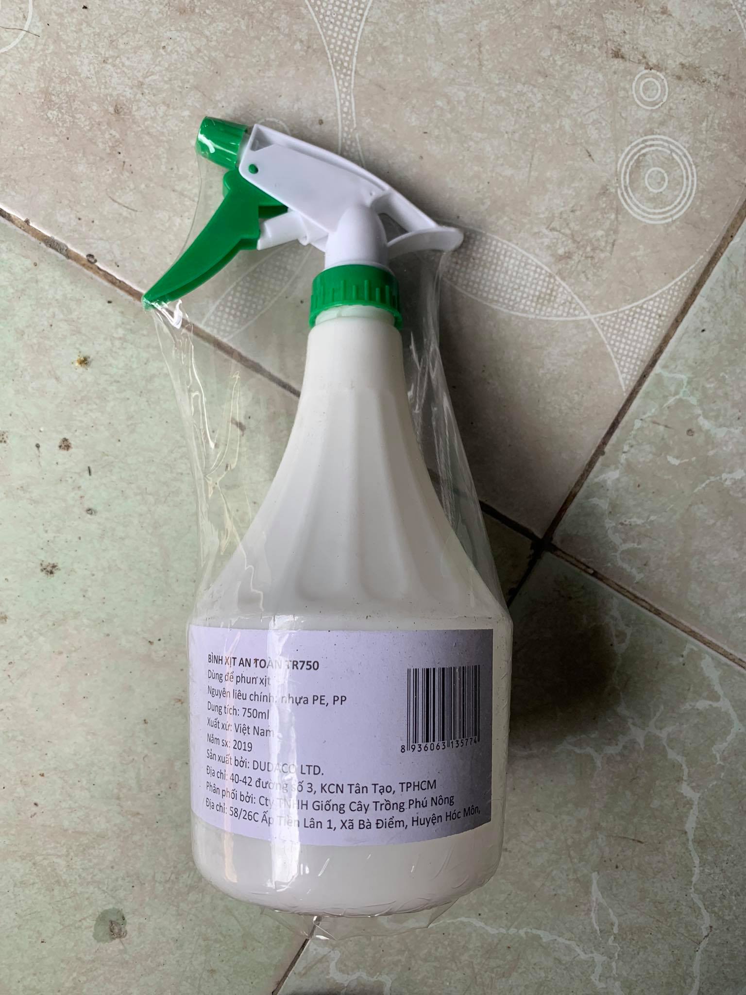 Bình Xịt Tưới Cây Tr-750ml