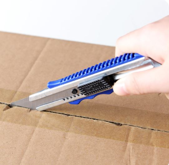 Dao rọc giấy văn phòng cỡ lớn tiện ích 15x3 cm