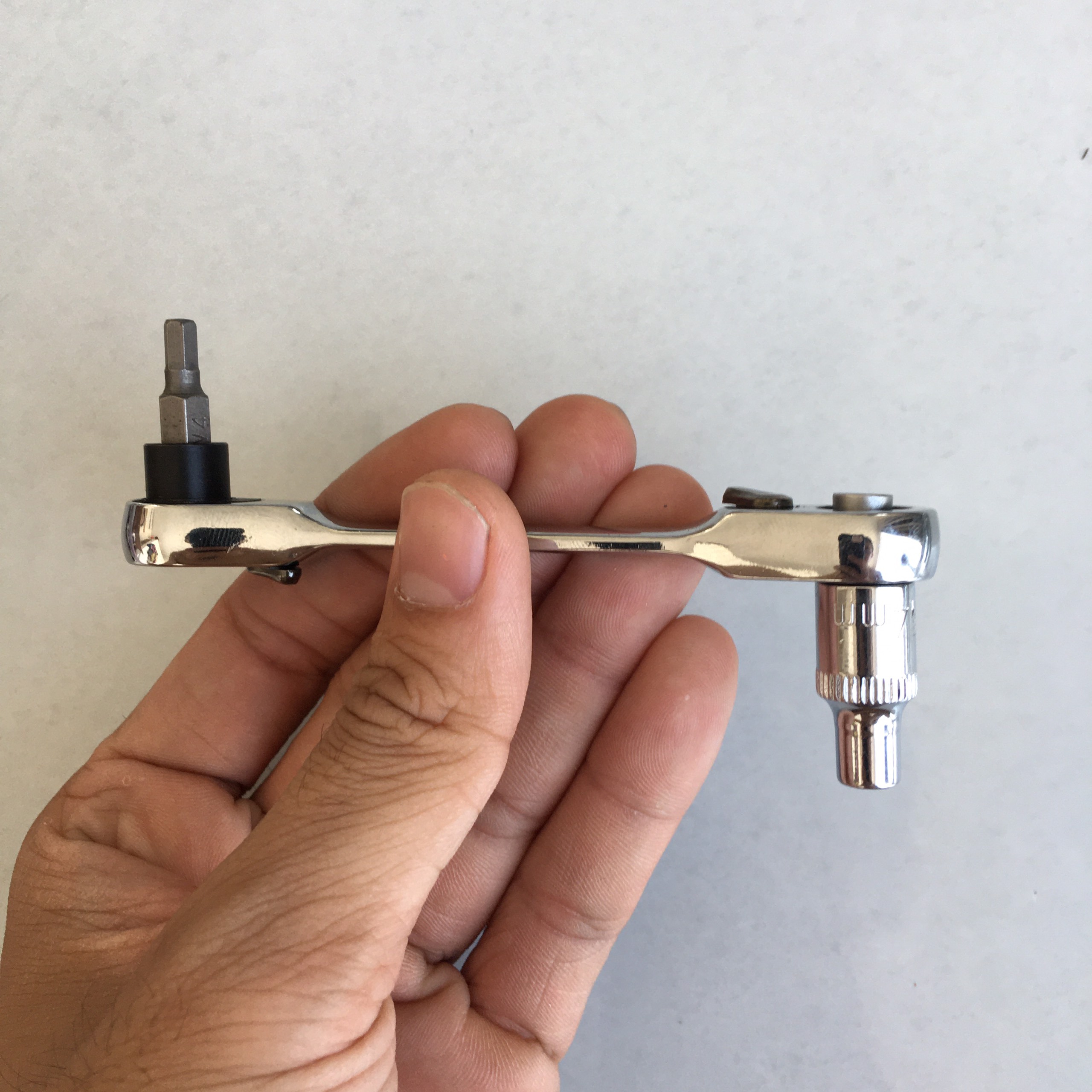 Cần Tự Động Mini - Đầu Lục Giác + Đầu Tuýp 1/4"  (SL:1 Cái)