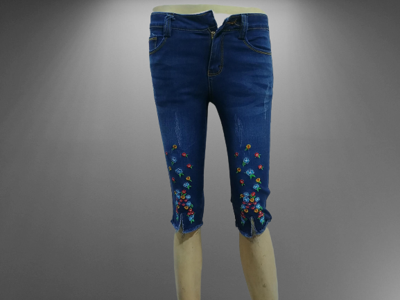 [HCM]quần jean nữ lửng gối thêu lai