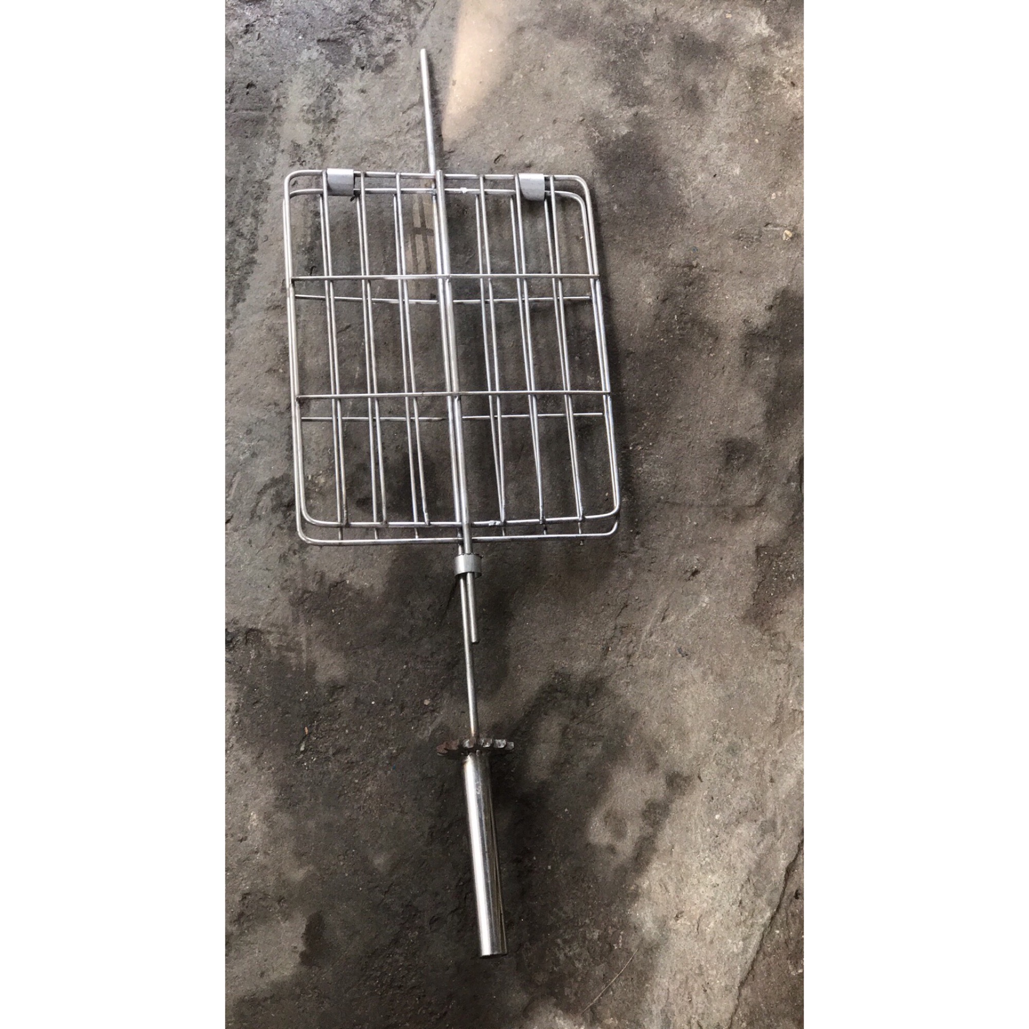 Vì nướng vịt phanh inox có trục quay