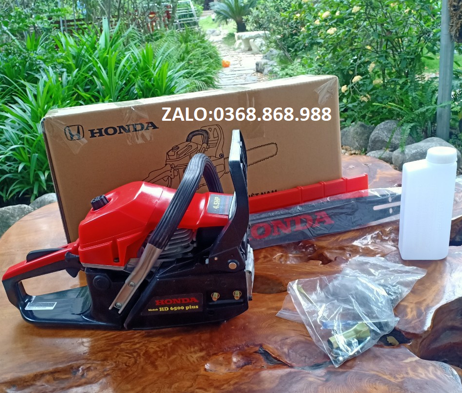 Máy cưa xích chạy xăng HONDA CX68