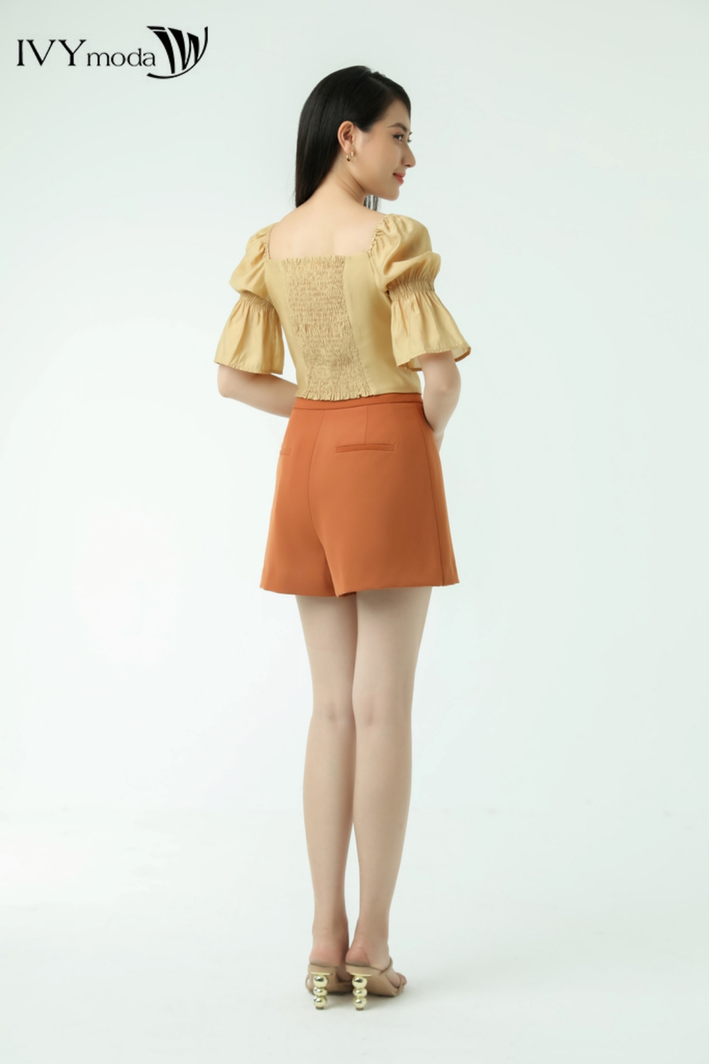Áo Croptop nhún ngực IVY moda MS 16B9379