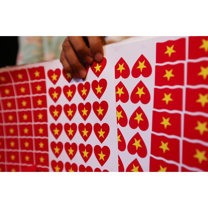 Set 10 sticker, miếng dán mặt